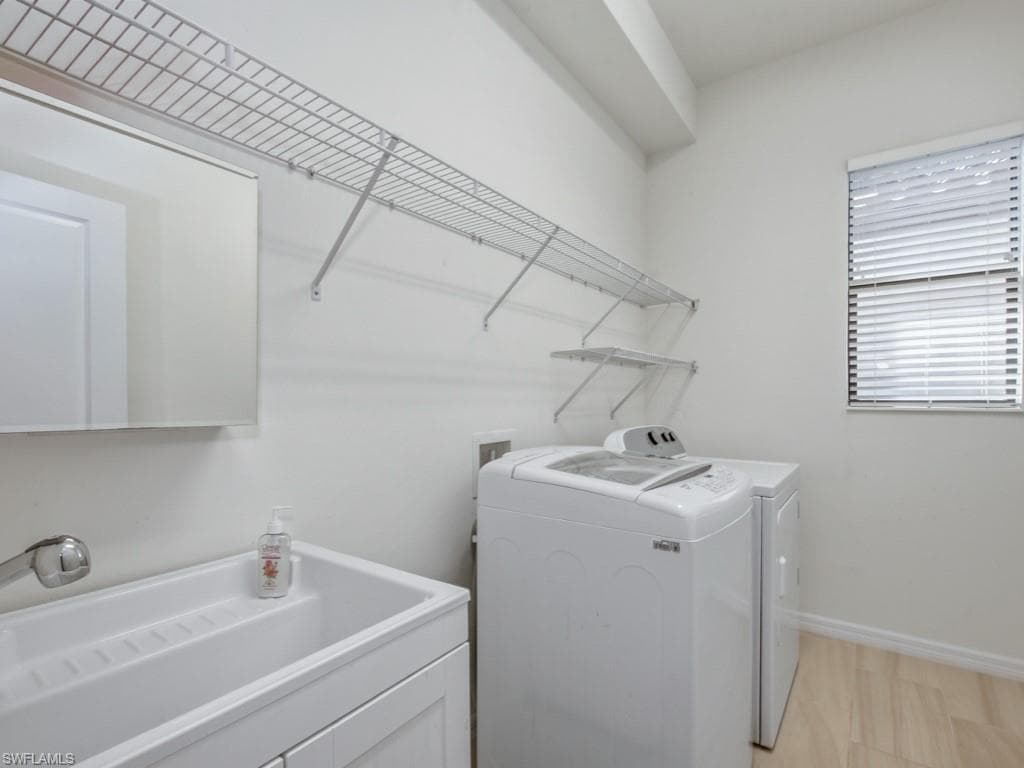 10646 Essex Square BLVD-14