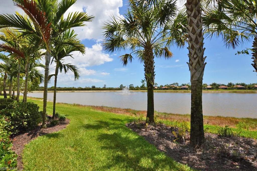 26197 Palace LN # 102, BONITA SPRINGS FL 34135-18