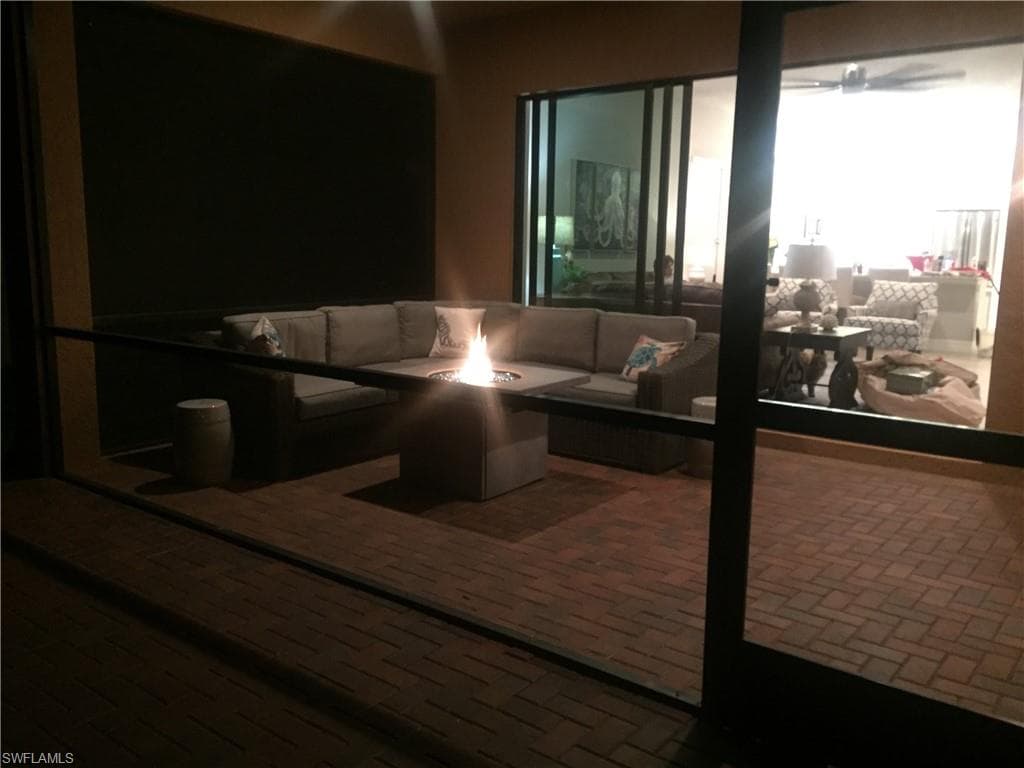 13379 Silktail DR, NAPLES FL 34109-19