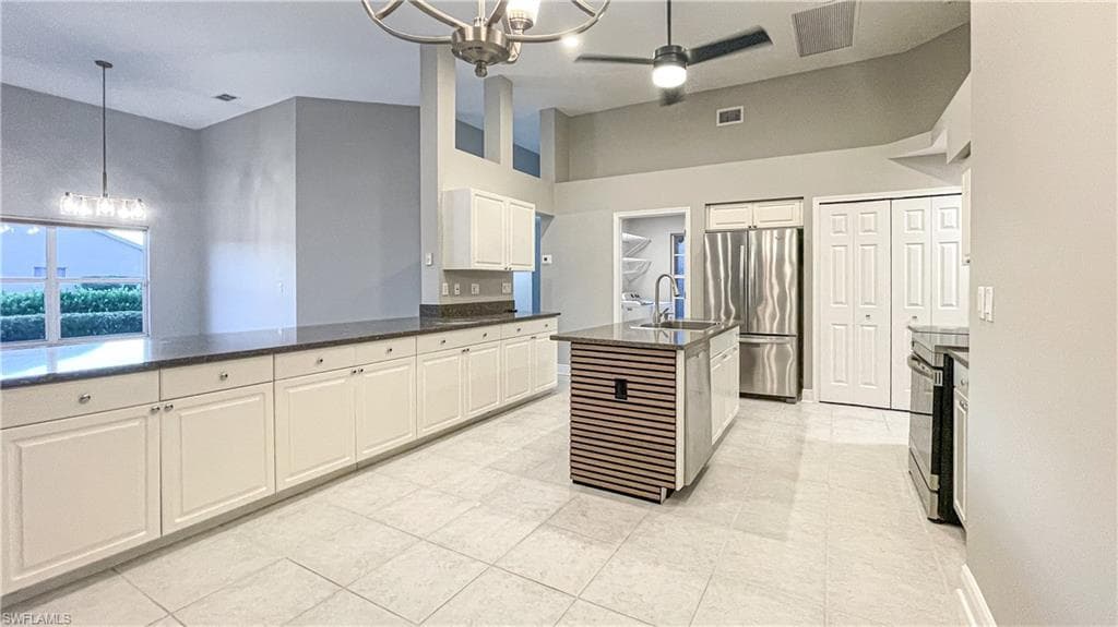 7602 Citrus Hill LN, NAPLES FL 34109-5