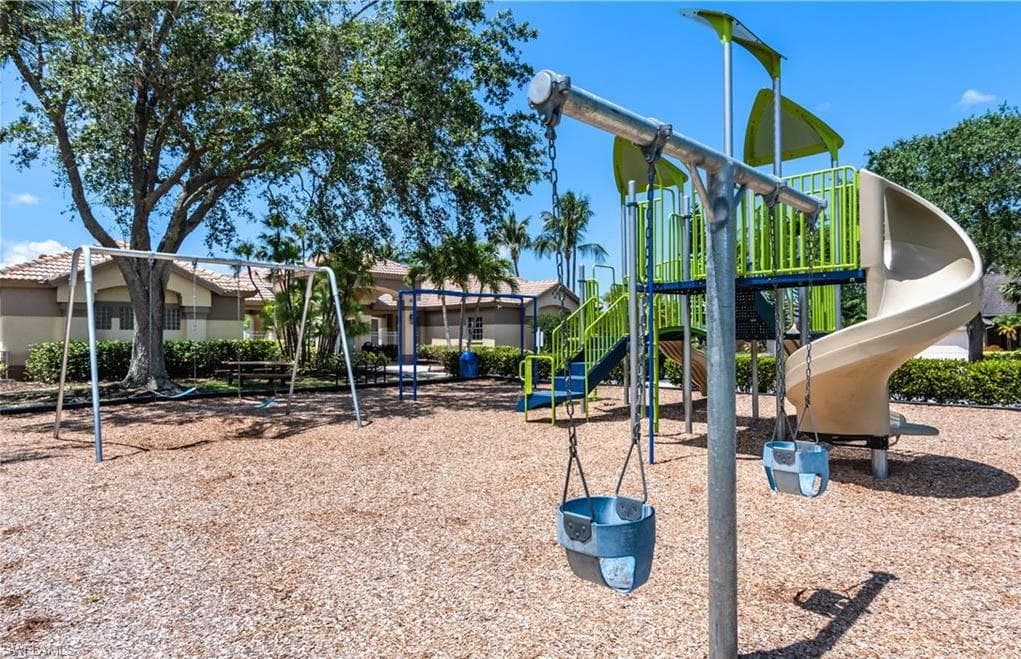 7602 Citrus Hill LN, NAPLES FL 34109-41