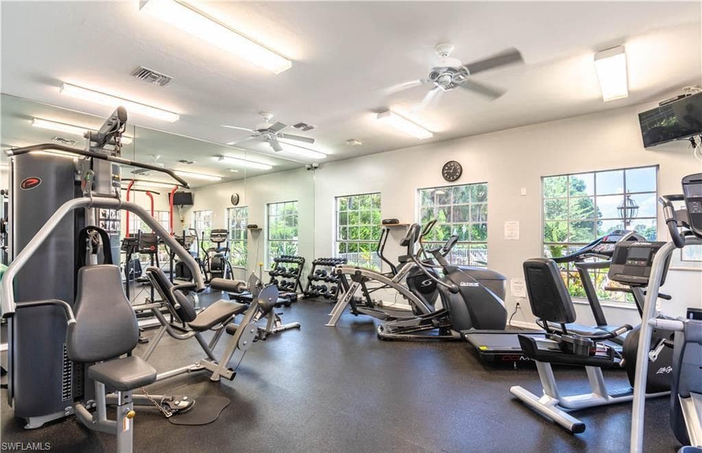 7602 Citrus Hill LN, NAPLES FL 34109-39