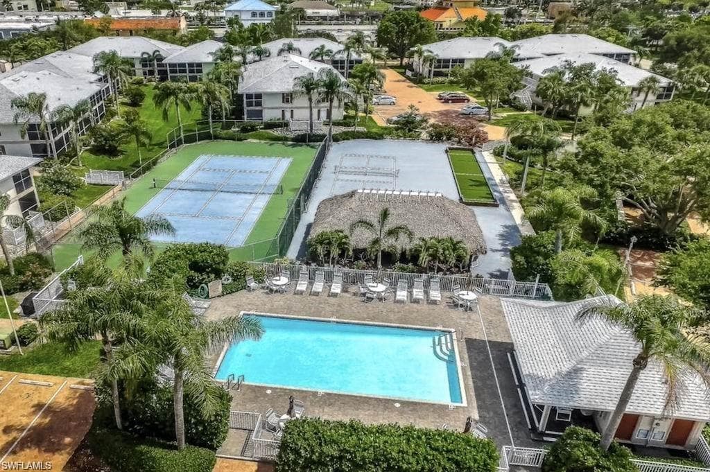 651 W Elkcam CIR # 815, MARCO ISLAND FL 34145-22