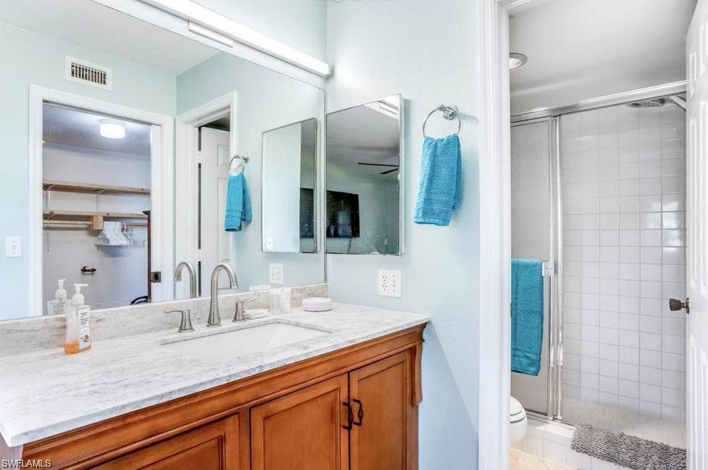651 W Elkcam CIR # 815, MARCO ISLAND FL 34145-16