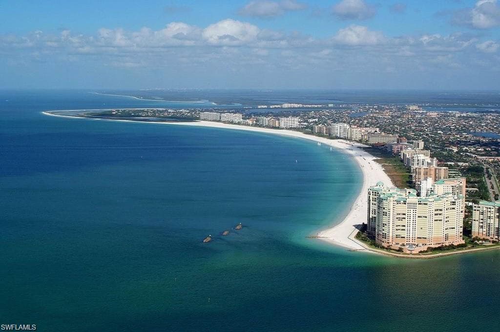 651 W Elkcam CIR # 815, MARCO ISLAND FL 34145-23