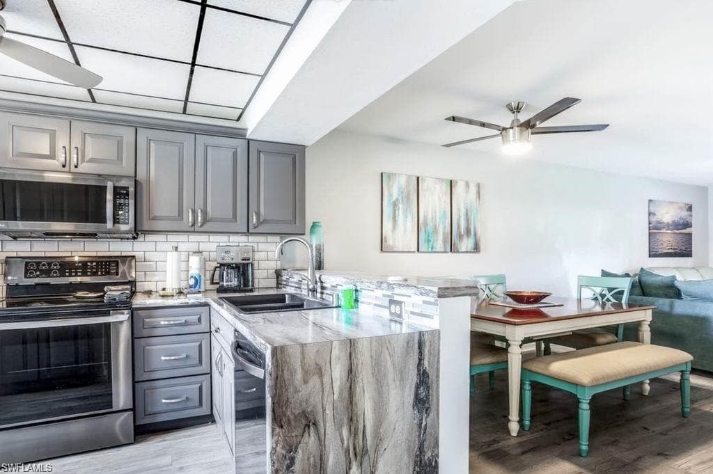 651 W Elkcam CIR # 815, MARCO ISLAND FL 34145-9