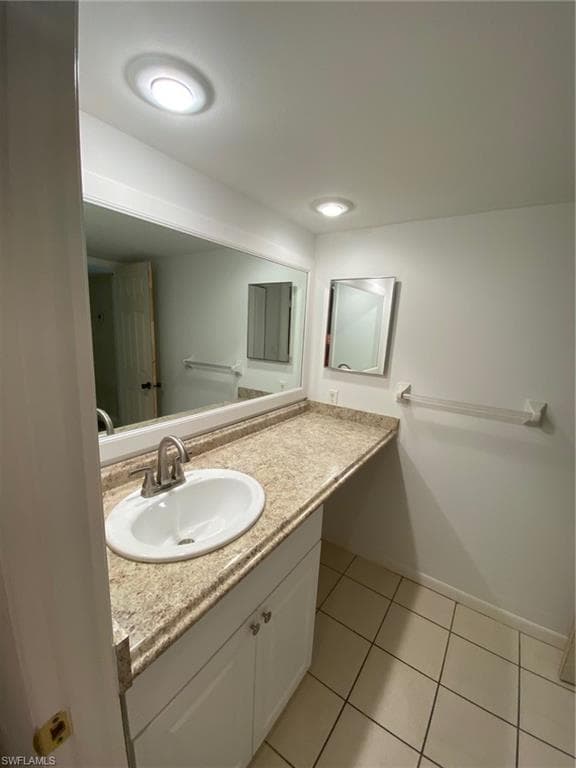 5239 Cedarbend DR # 1, FORT MYERS FL 33919-26