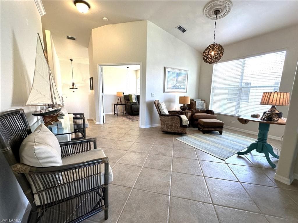 1965 Crestview WAY # 156, NAPLES FL 34119-15