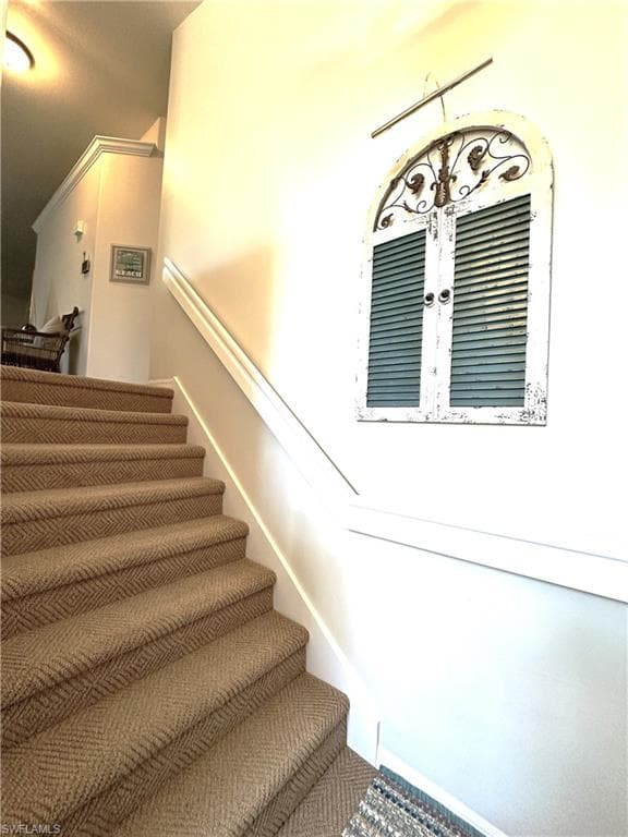 1965 Crestview WAY # 156, NAPLES FL 34119-4