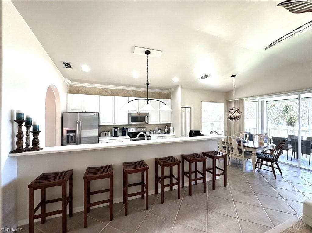 1965 Crestview WAY # 156, NAPLES FL 34119-24