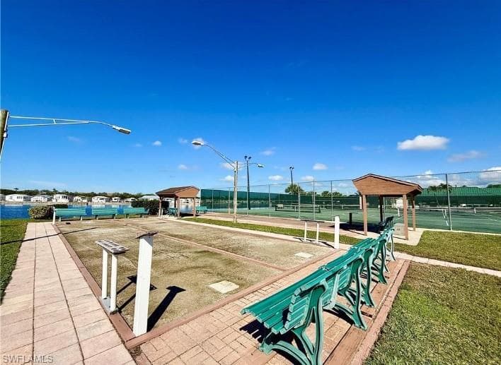 276 Bass LN, NAPLES FL 34114-22