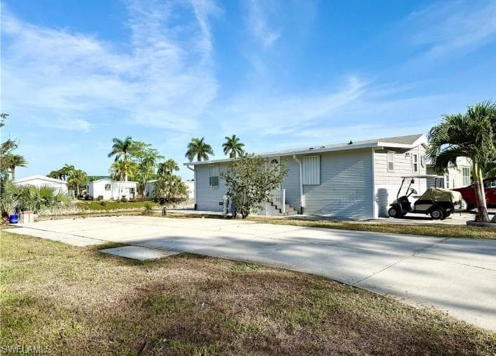 276 Bass LN, NAPLES FL 34114-10