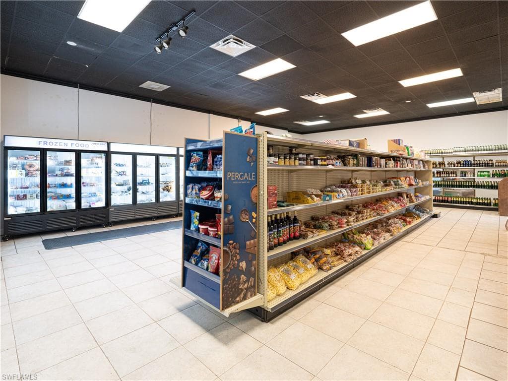 210 OLD KINGS RD S, PALM COAST FL 32136-16