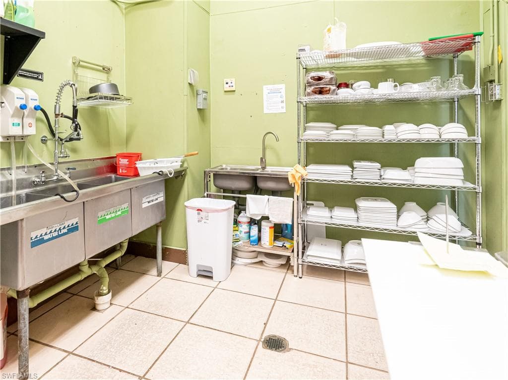 210 OLD KINGS RD S, PALM COAST FL 32136-14