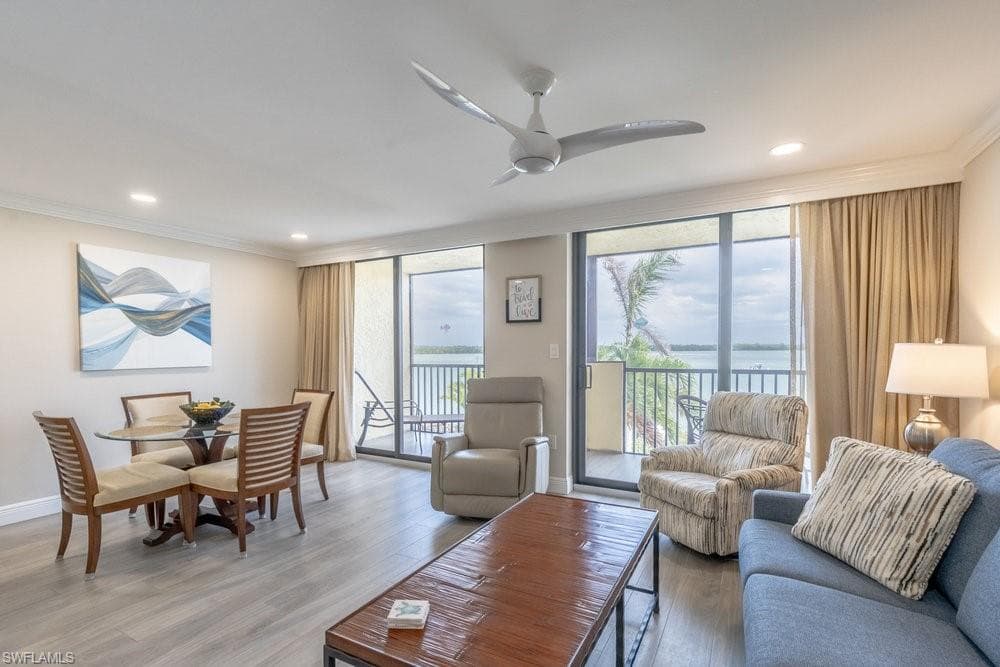 10 Tampa PL 301-7