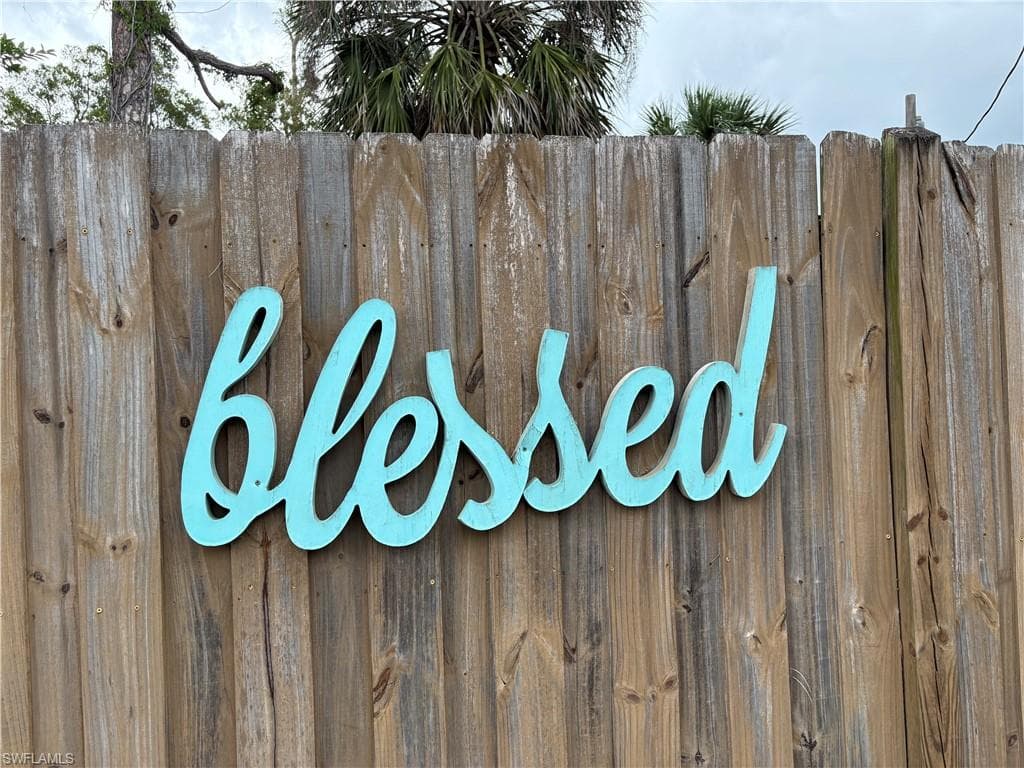 20181 Cumberland CT, ESTERO FL 33928-25