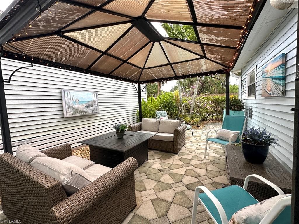 20181 Cumberland CT, ESTERO FL 33928-3