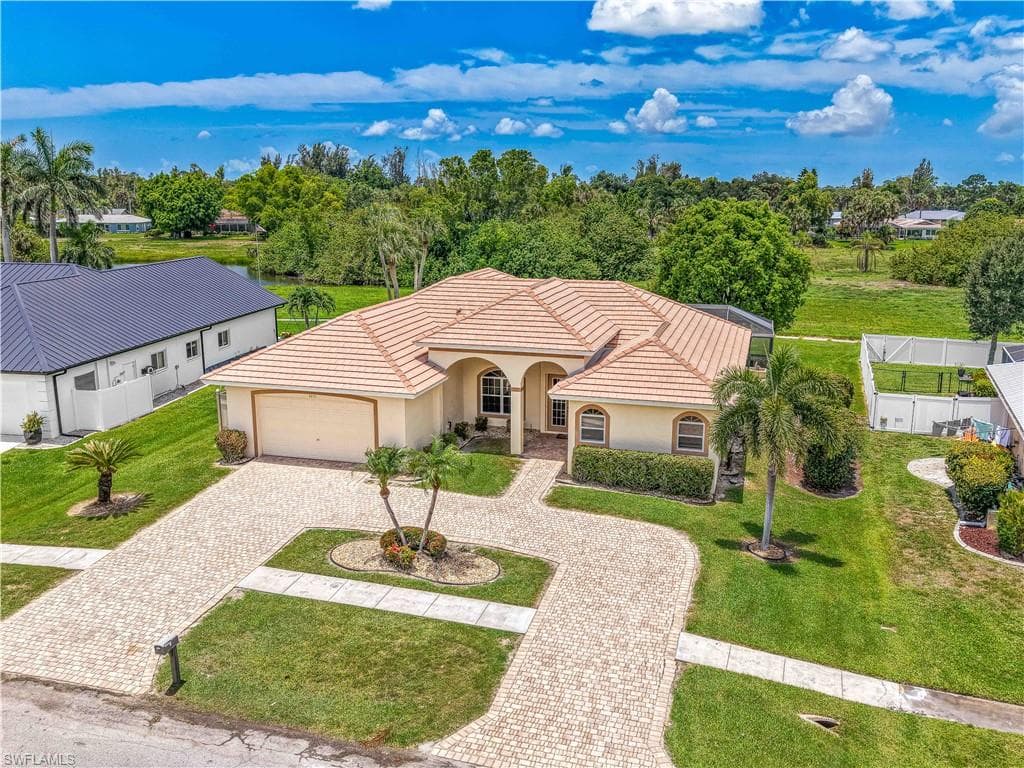 4255 Perth CT, NORTH FORT MYERS FL 33903-41