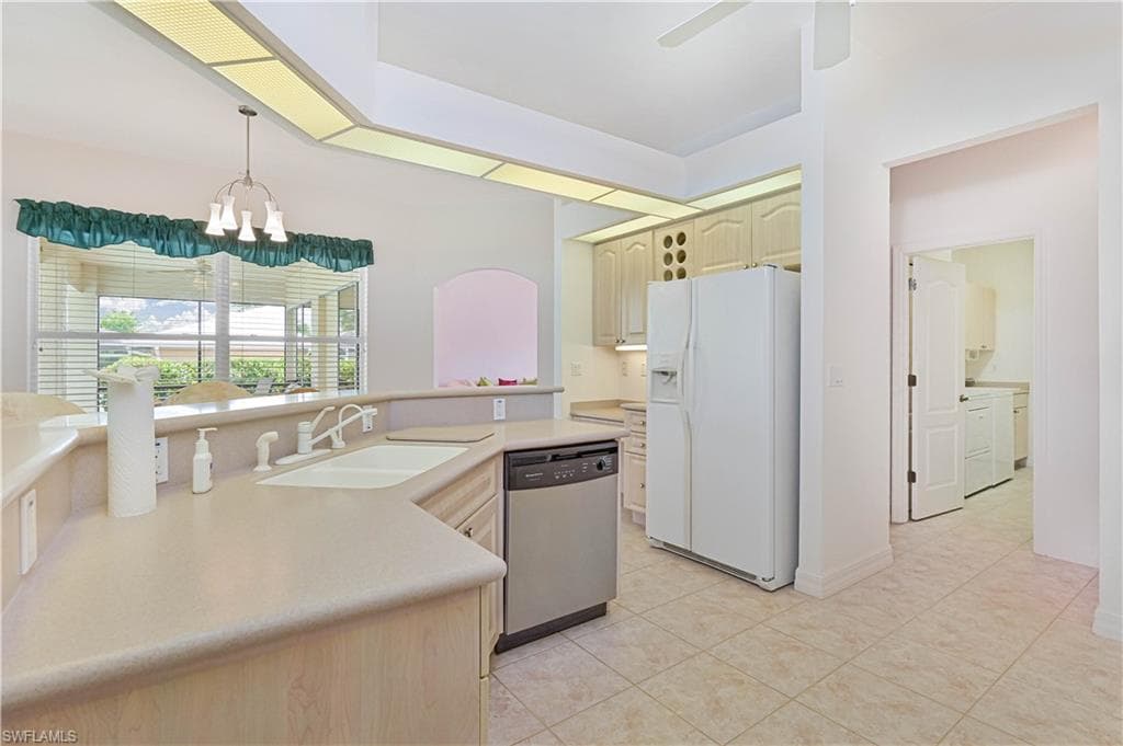 4255 Perth CT, NORTH FORT MYERS FL 33903-12