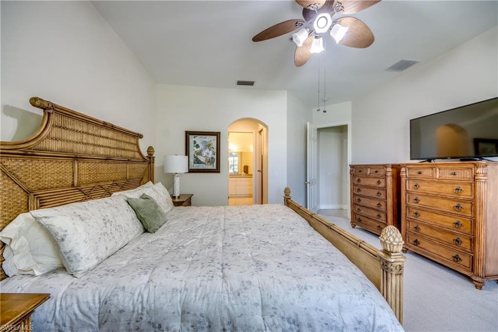 5912 Tarpon Gardens CIR # 201, CAPE CORAL FL 33914-18