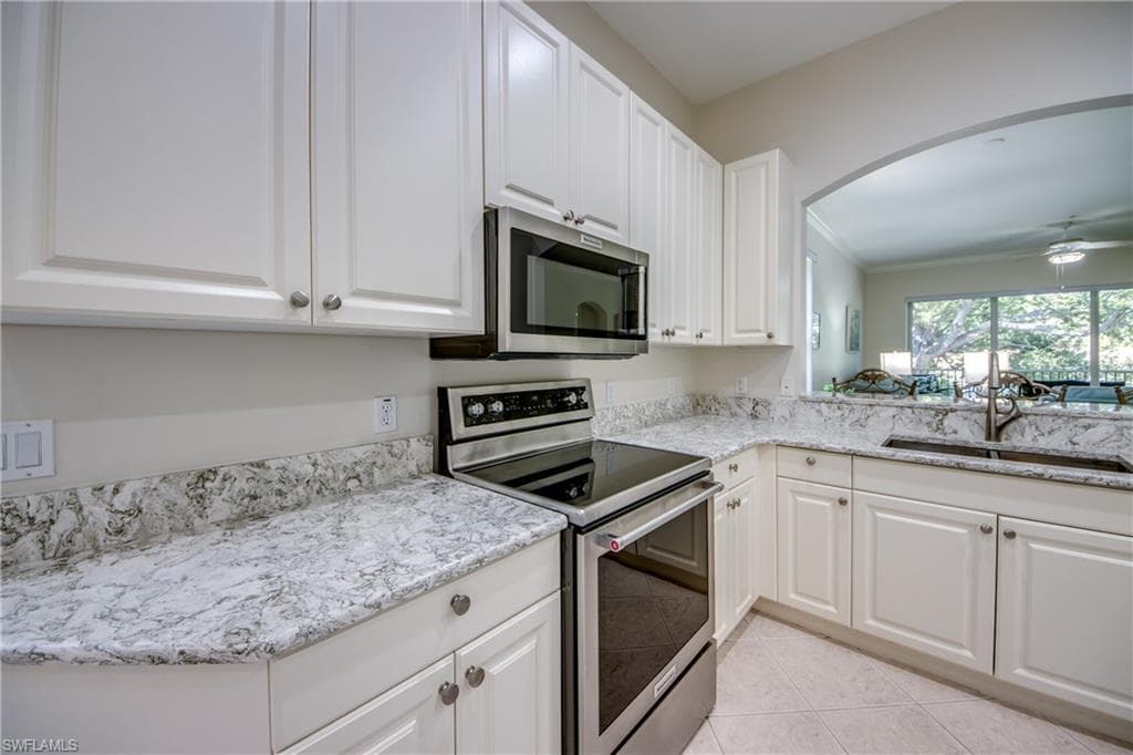 5912 Tarpon Gardens CIR # 201, CAPE CORAL FL 33914-7