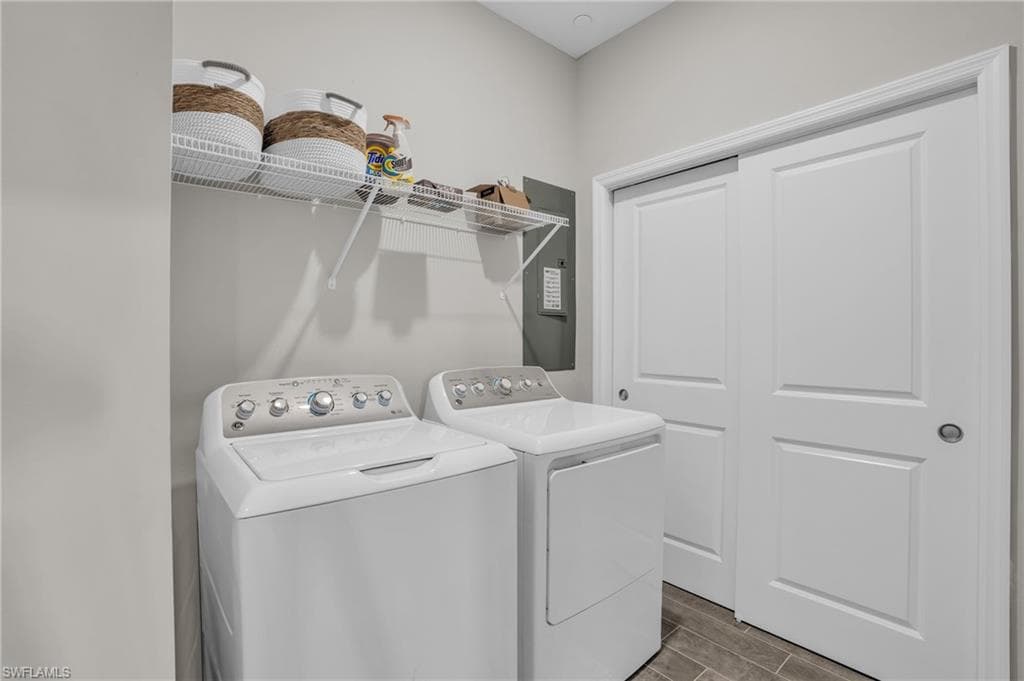 11841 Venetian Lagoon DR # 204, FORT MYERS FL 33913-27