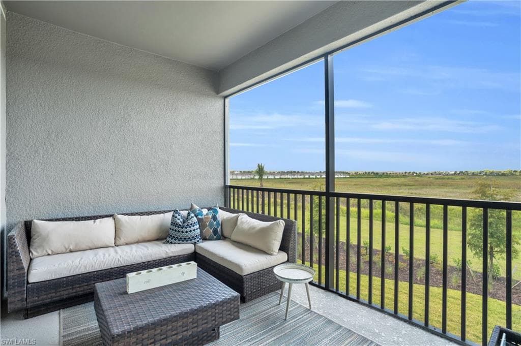 11841 Venetian Lagoon DR # 204, FORT MYERS FL 33913-28