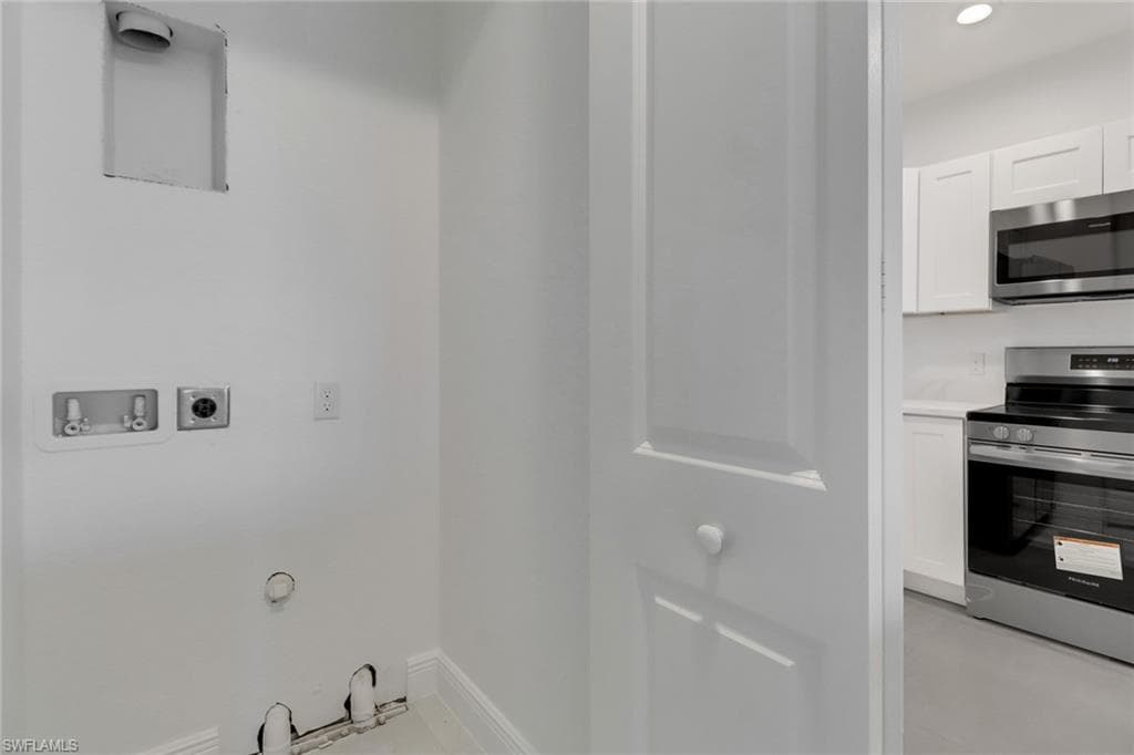 1803 Samantha Gayle WAY # 208, CAPE CORAL FL 33914-21