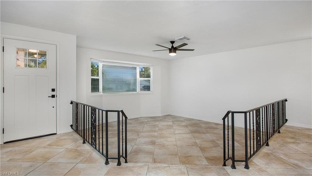 3148 APACHE ST, FORT MYERS FL 33916-17