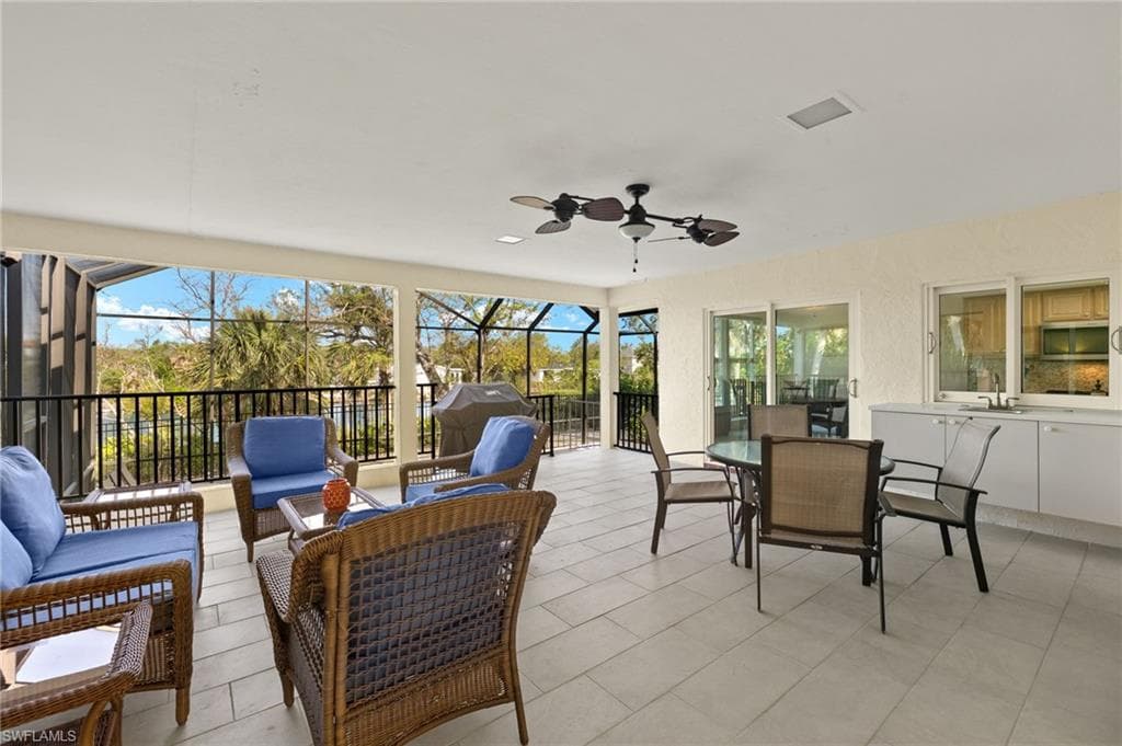 1283 Par View DR, SANIBEL FL 33957-21