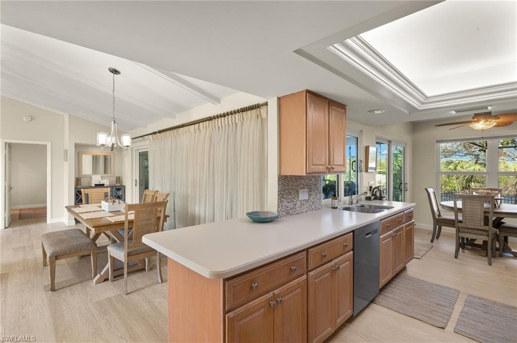 1283 Par View DR, SANIBEL FL 33957-8