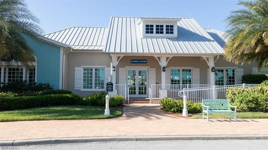 14827 Edgewater CIR, NAPLES FL 34114-22