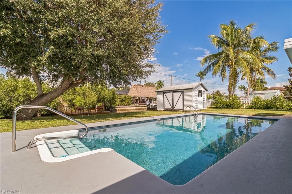 1019 Wyomi DR, FORT MYERS FL 33919-26