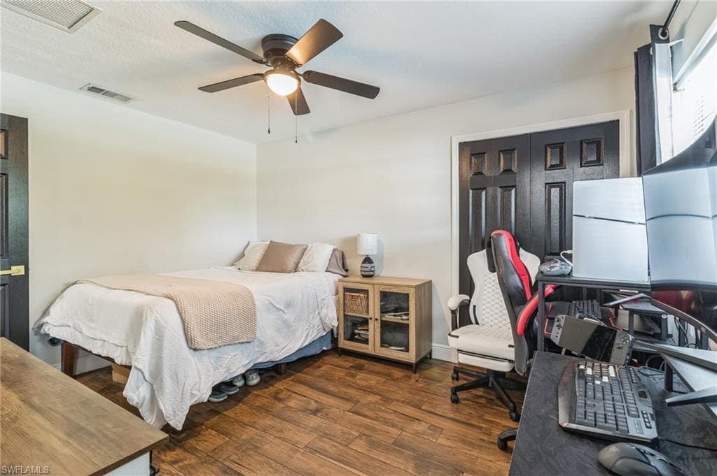 1019 Wyomi DR, FORT MYERS FL 33919-19