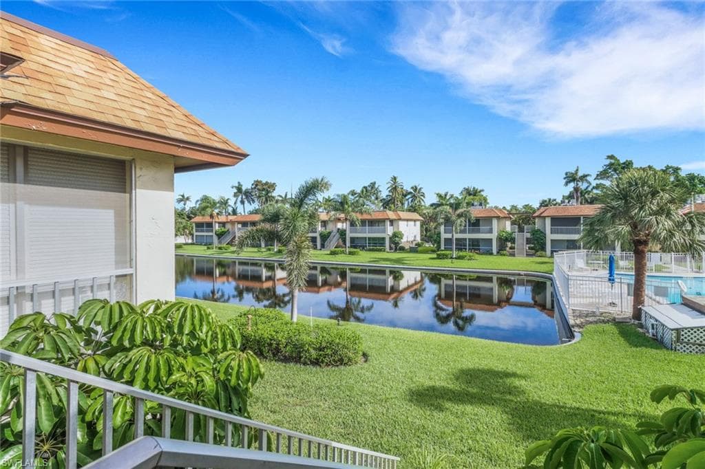 1155 Sandpiper ST # D4, NAPLES FL 34102-12