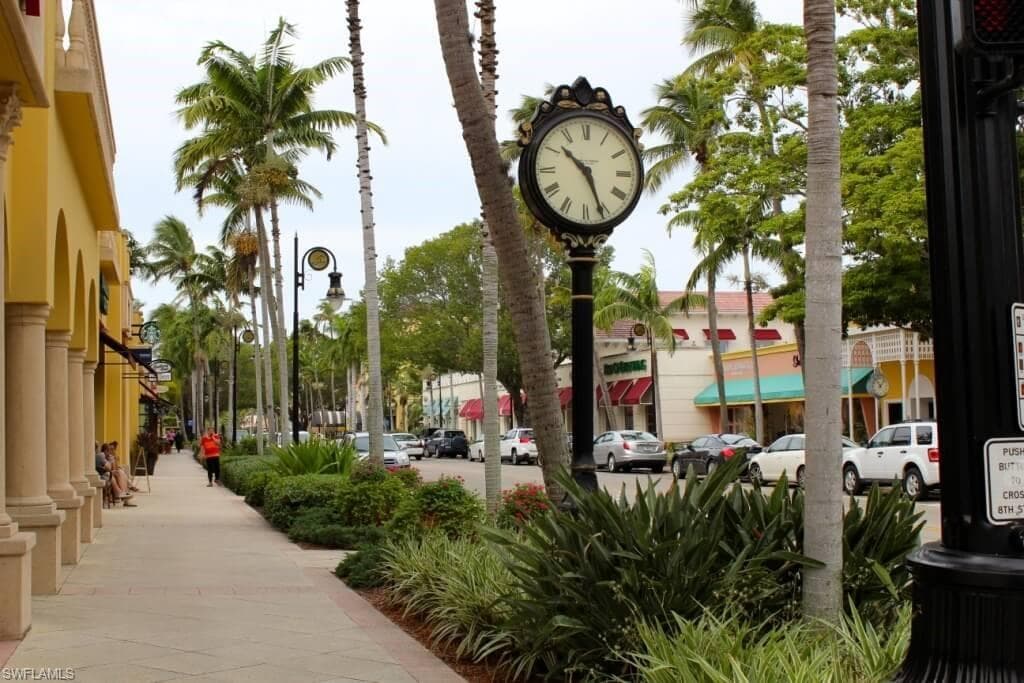 1155 Sandpiper ST # D4, NAPLES FL 34102-37