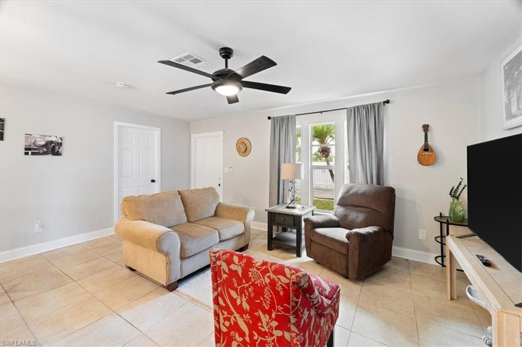 51-55 Lake ST, NORTH FORT MYERS FL 33903-15