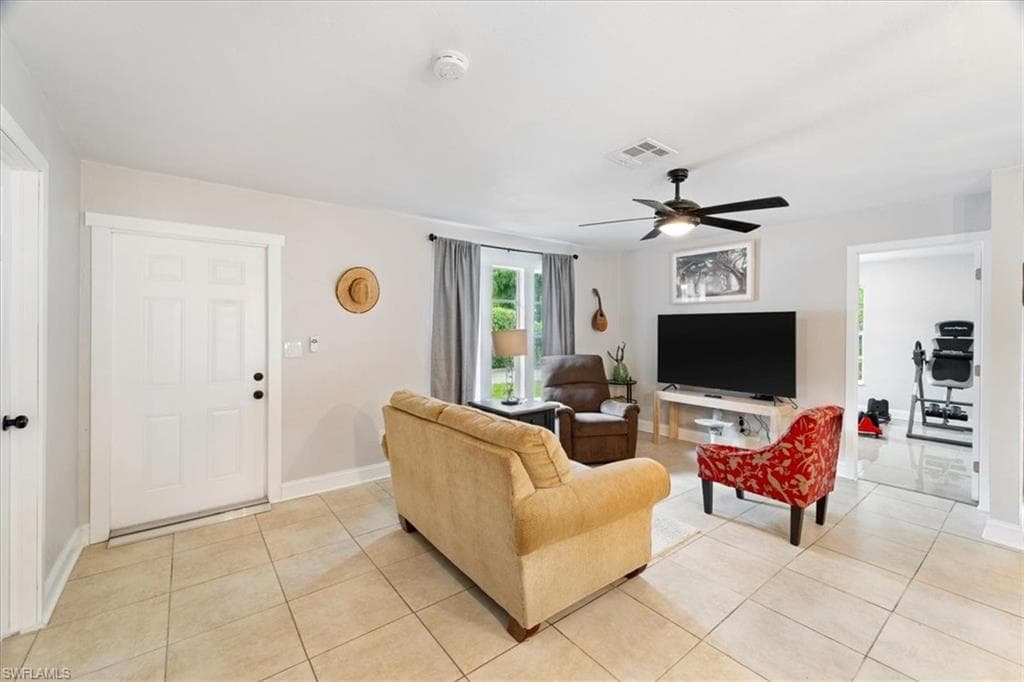 51-55 Lake ST, NORTH FORT MYERS FL 33903-11