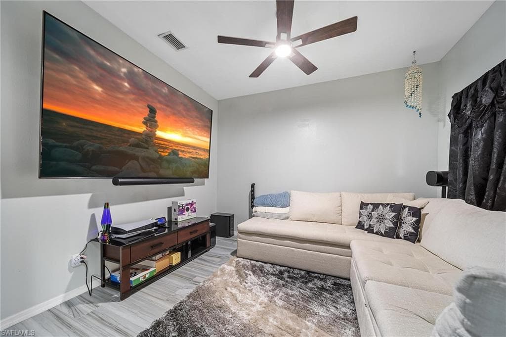 2858 Via Campania ST-22