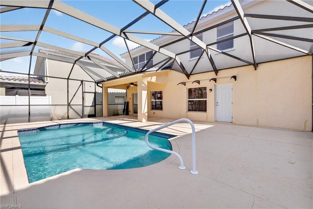 2858 Via Campania ST-38