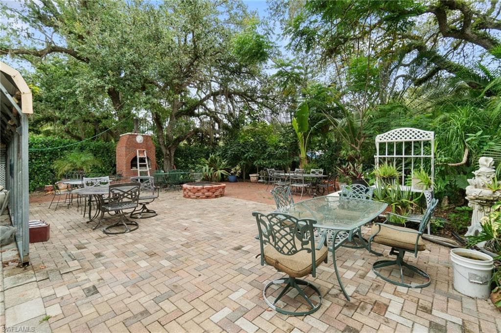 11068 New Moon CT, BONITA SPRINGS FL 34135-19