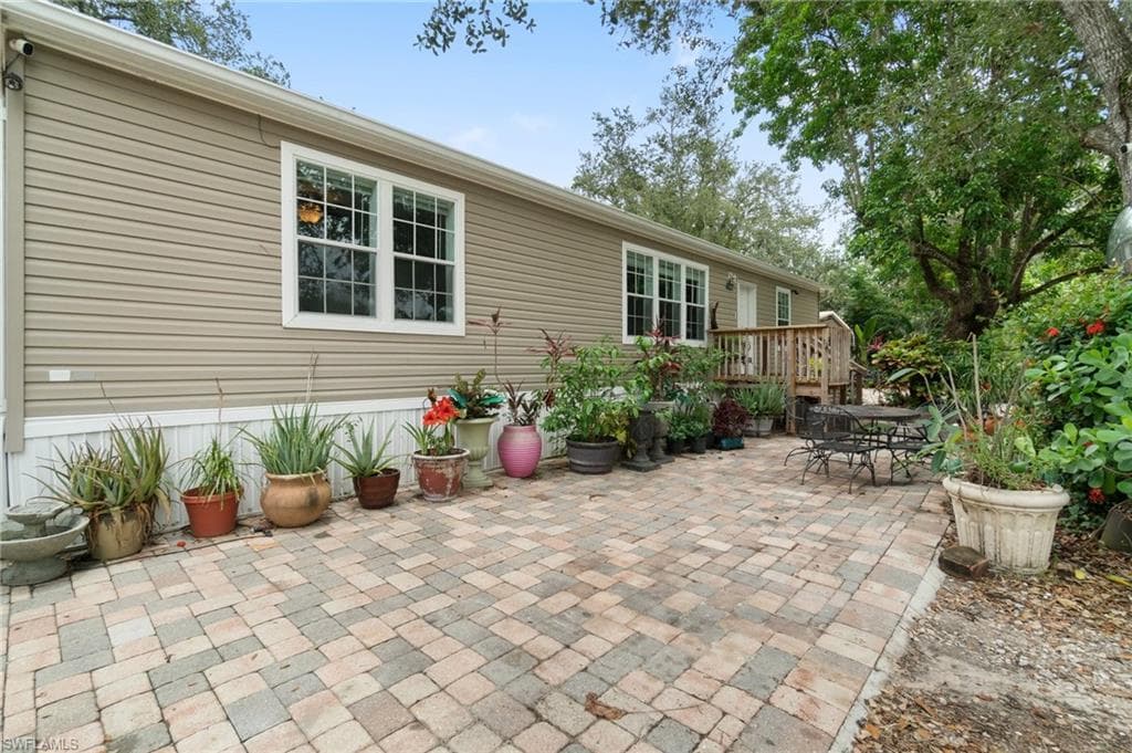 11068 New Moon CT, BONITA SPRINGS FL 34135-17