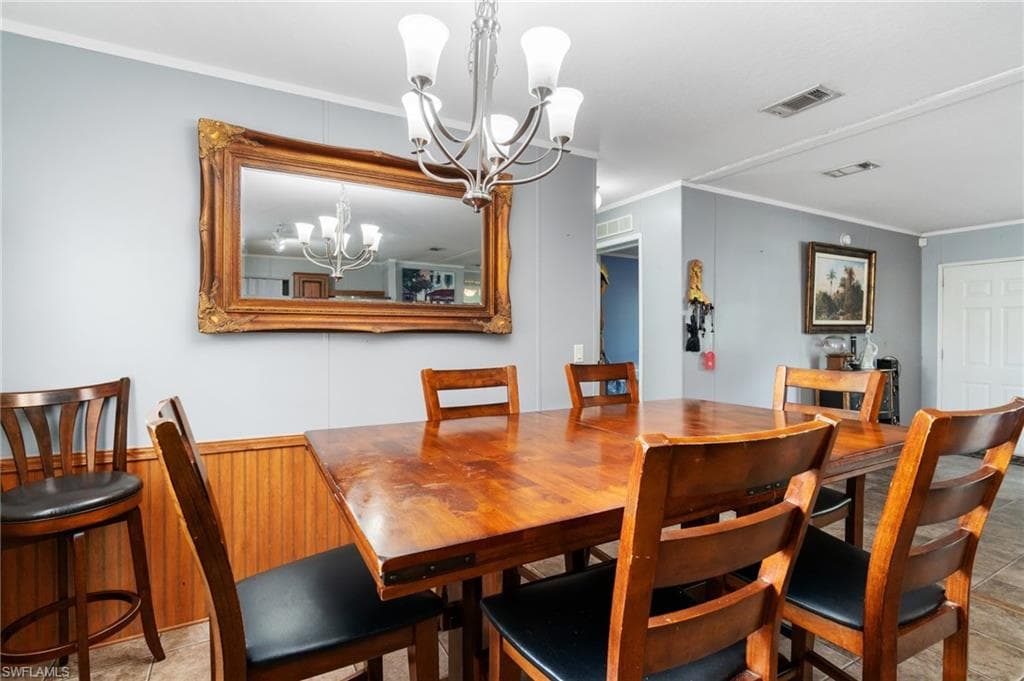 11068 New Moon CT, BONITA SPRINGS FL 34135-3