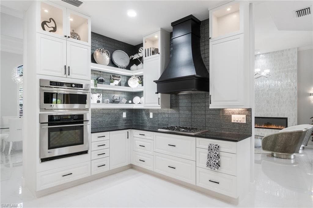 3440 Runaway LN, NAPLES FL 34114-9