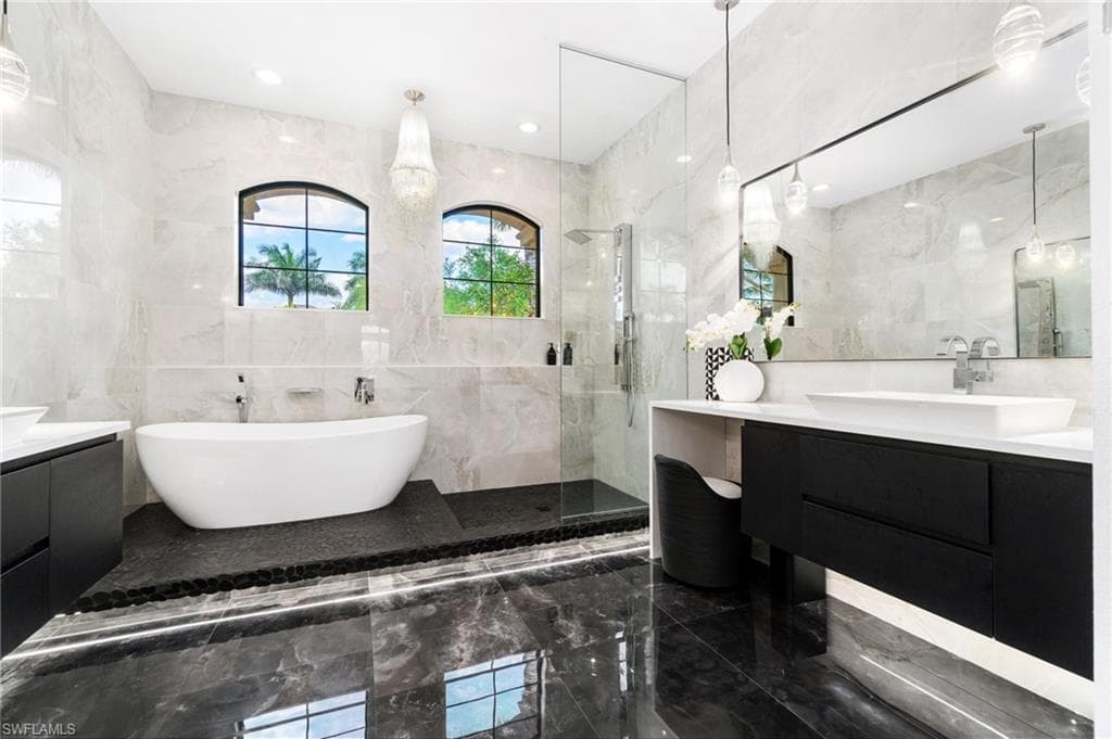 3440 Runaway LN, NAPLES FL 34114-17