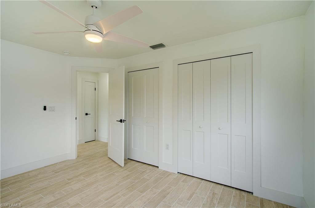 32 Fairview BLVD-17