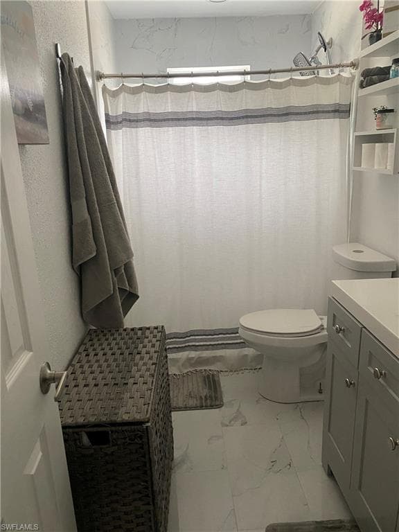 3915 Lotus DR, NAPLES FL 34104-11