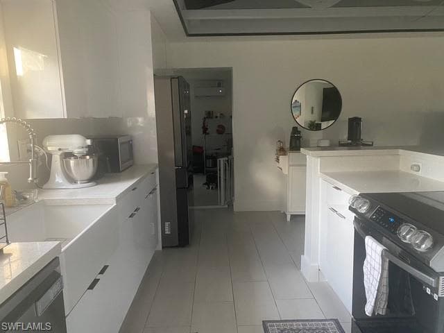 3915 Lotus DR, NAPLES FL 34104-8