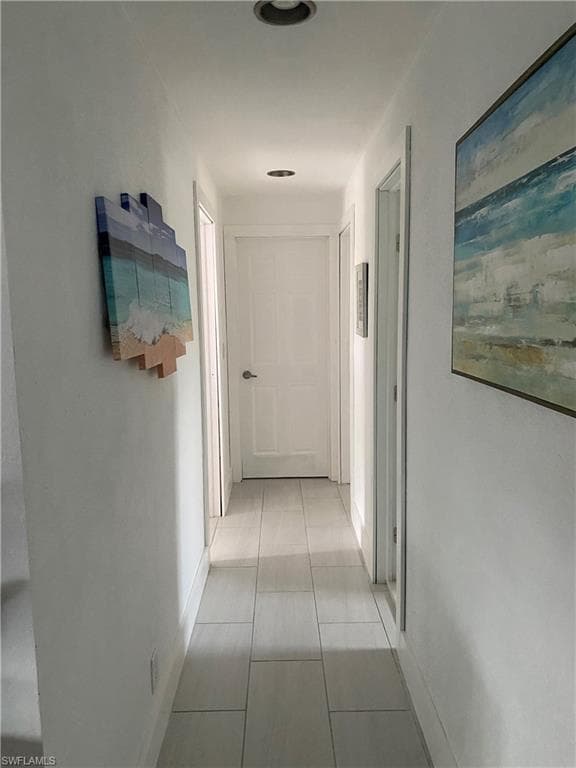 3915 Lotus DR, NAPLES FL 34104-10