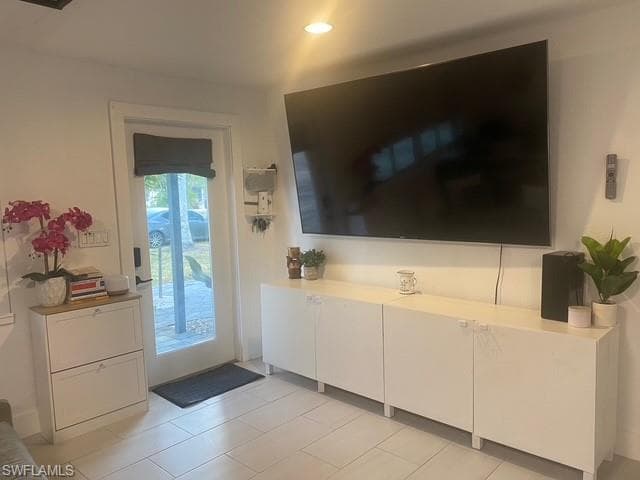 3915 Lotus DR, NAPLES FL 34104-3